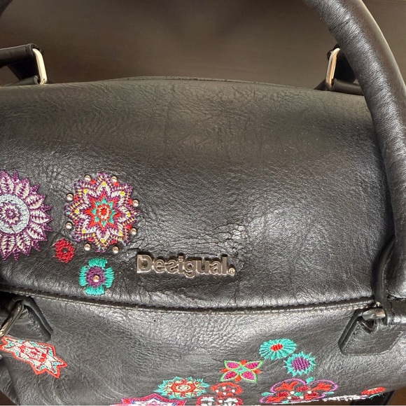 Desigual Black Bols Nanit Loverty Floral Embroidered Bag – Pre-Owned - Picture 16 of 16